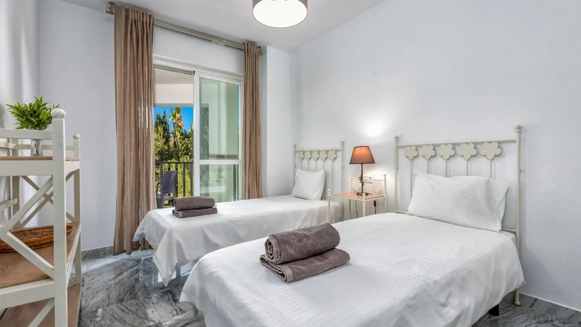 200M From The Beach Apartment San Pedro Marbella 0*,