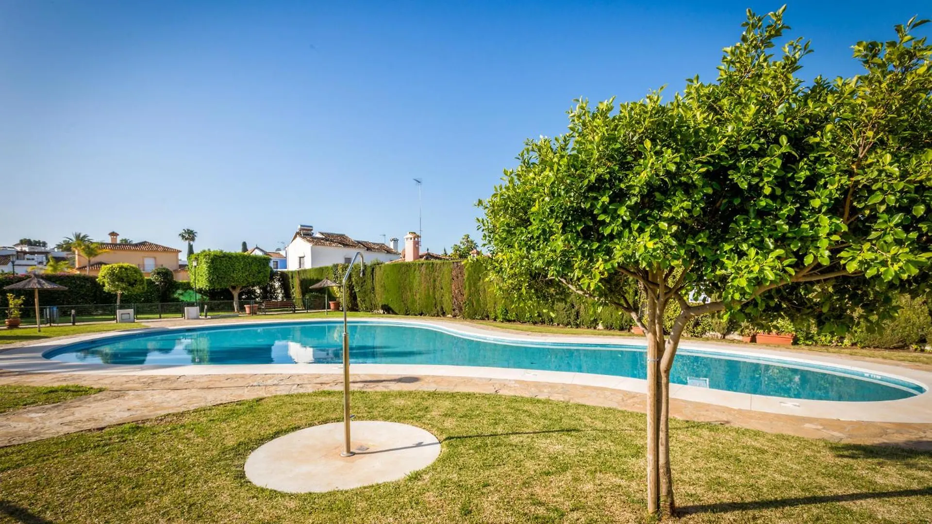 200M From The Beach Apartment San Pedro Марбелья